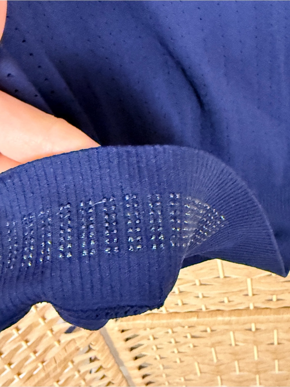 NWT Athleta In Motion Seamless Tee Size XXS Navy Blue - Picture 5 of 6